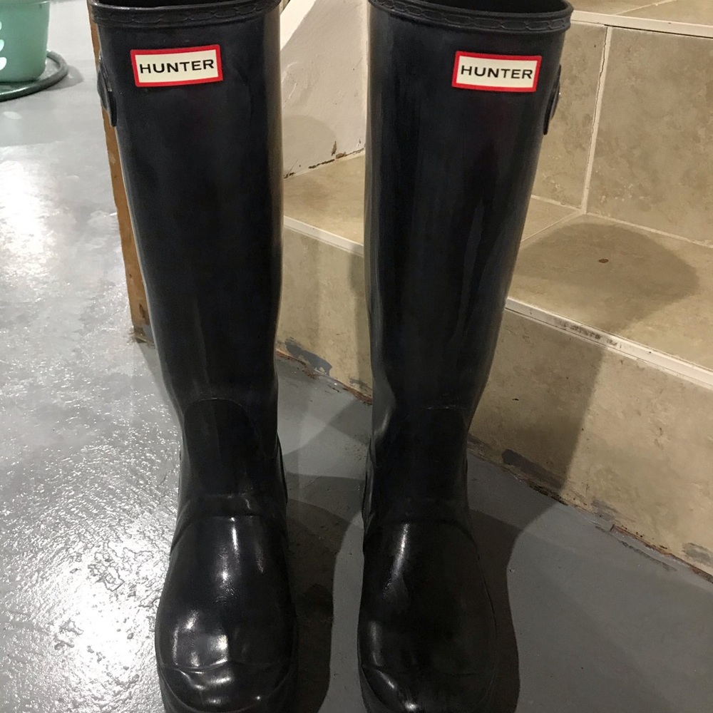 Hunter tall gloss boots